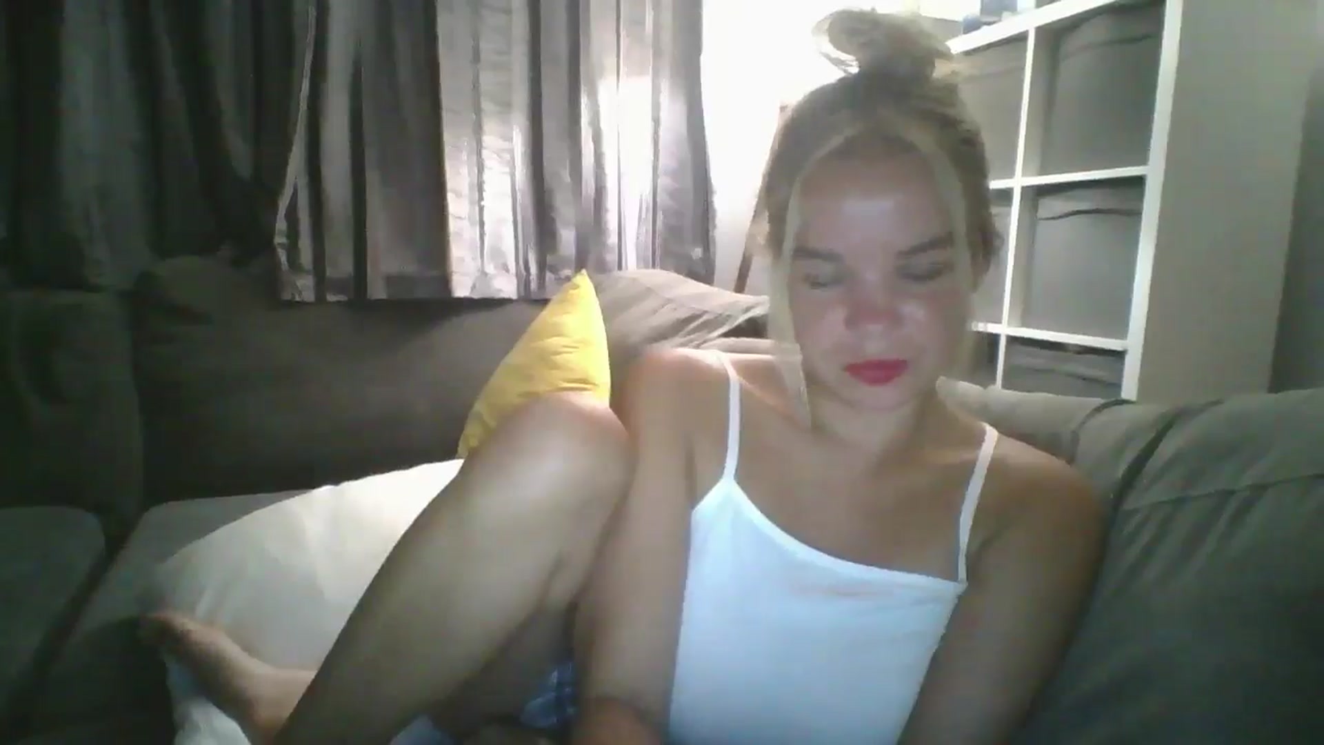 Gallery image thumbnail from TILLY2021's myfreecams stream on, 08/13/2024, 23:00 image 10 of 20