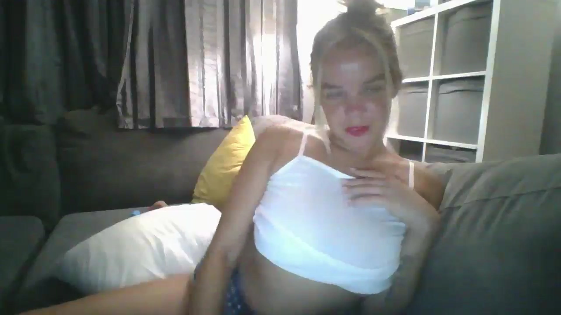 Gallery image thumbnail from TILLY2021's myfreecams stream on, 08/13/2024, 23:00 image 2 of 20