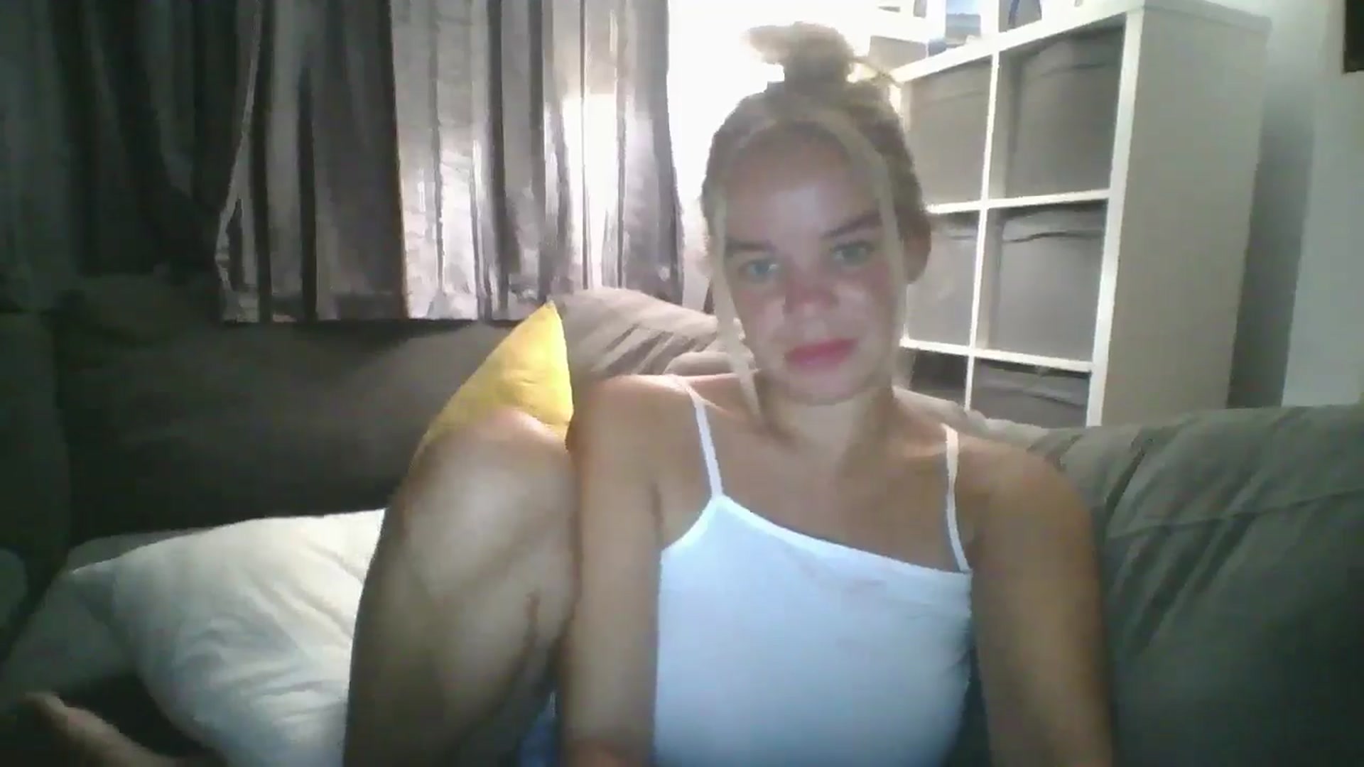 Gallery image thumbnail from TILLY2021's myfreecams stream on, 08/13/2024, 23:47 image 3 of 20