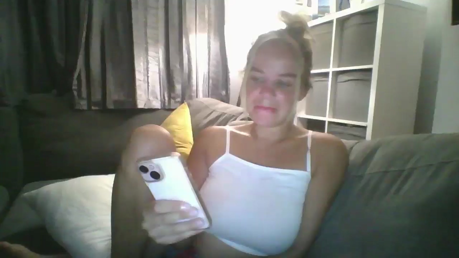 Gallery image thumbnail from TILLY2021's myfreecams stream on, 08/13/2024, 23:47 image 5 of 20
