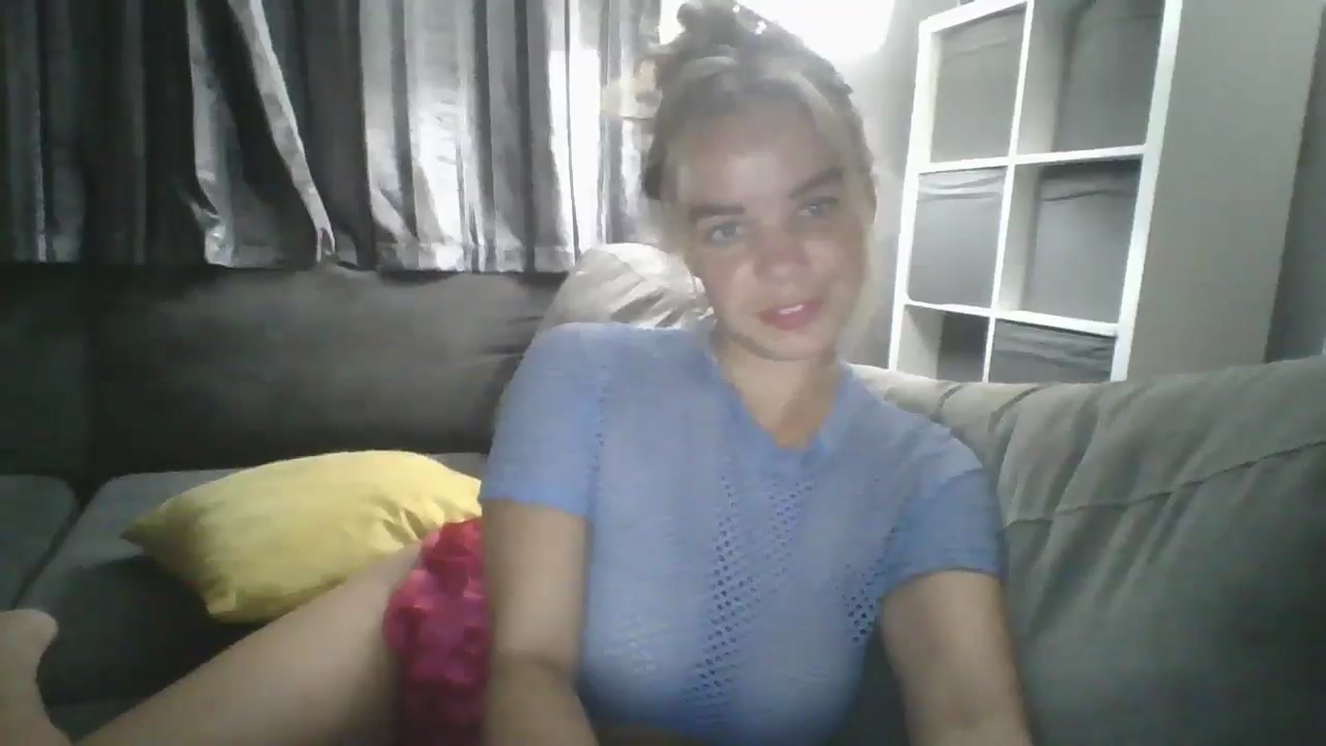 Gallery image thumbnail from TILLY2021's myfreecams stream on, 08/14/2024, 22:31 image 17 of 20