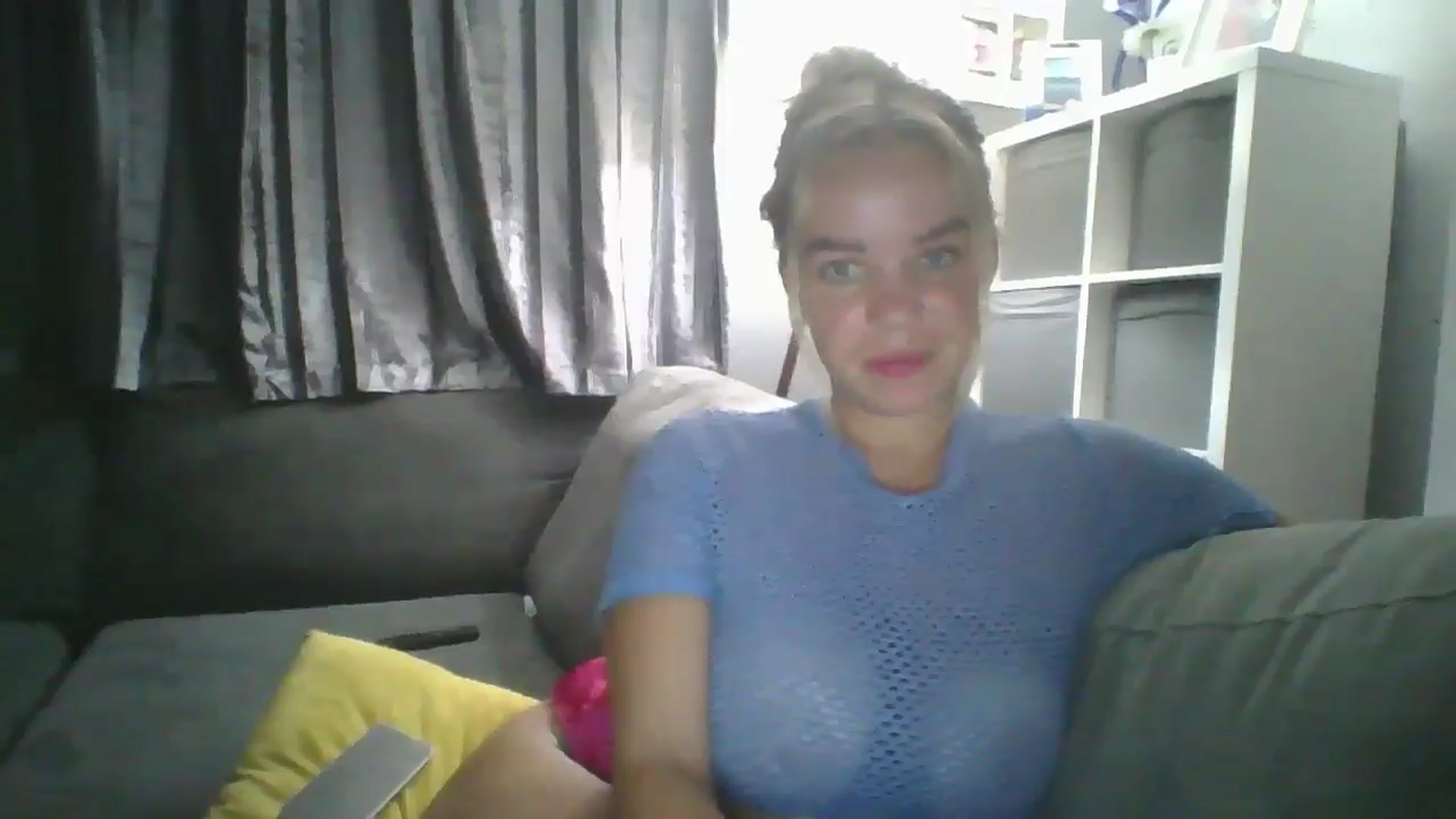Gallery image thumbnail from TILLY2021's myfreecams stream on, 08/14/2024, 22:31 image 6 of 20