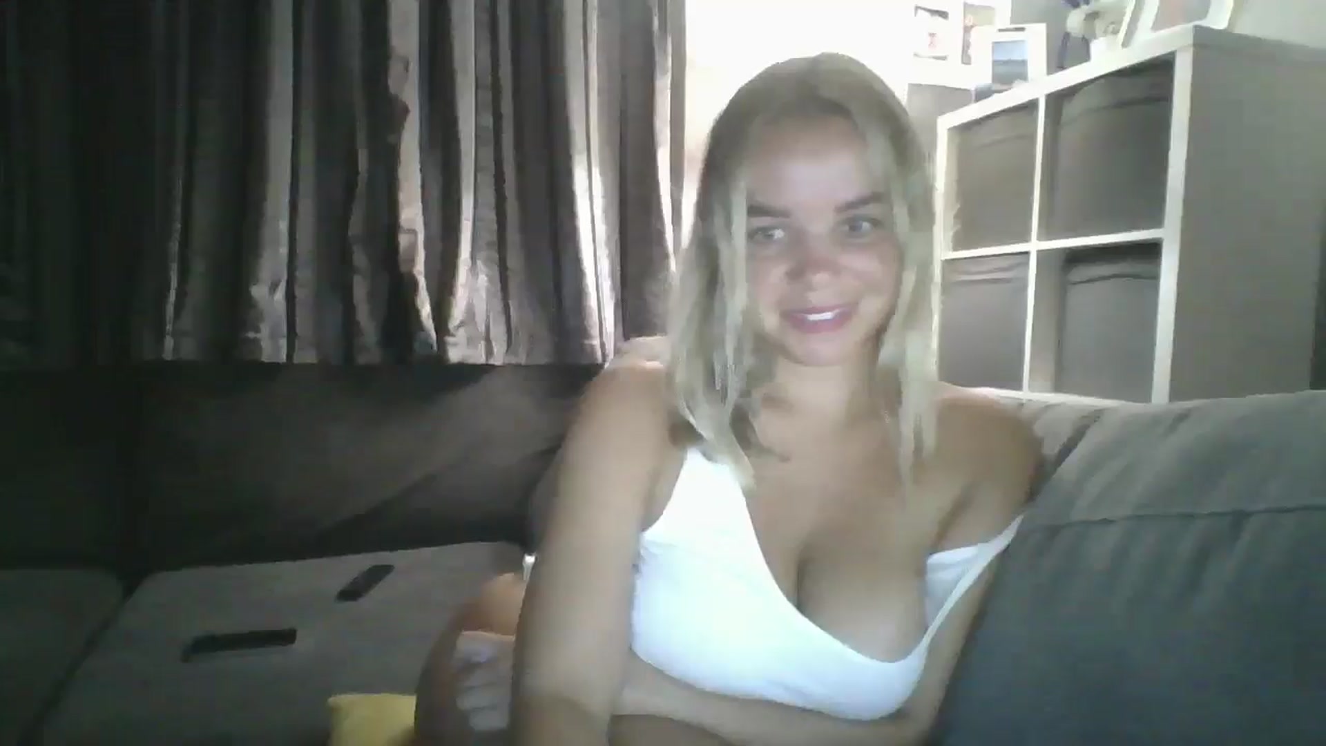 Gallery image thumbnail from TILLY2021's myfreecams stream on, 08/15/2024, 20:52 image 5 of 20