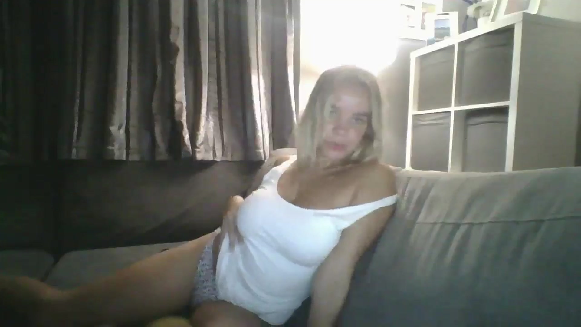 Gallery image thumbnail from TILLY2021's myfreecams stream on, 08/15/2024, 20:52 image 20 of 20