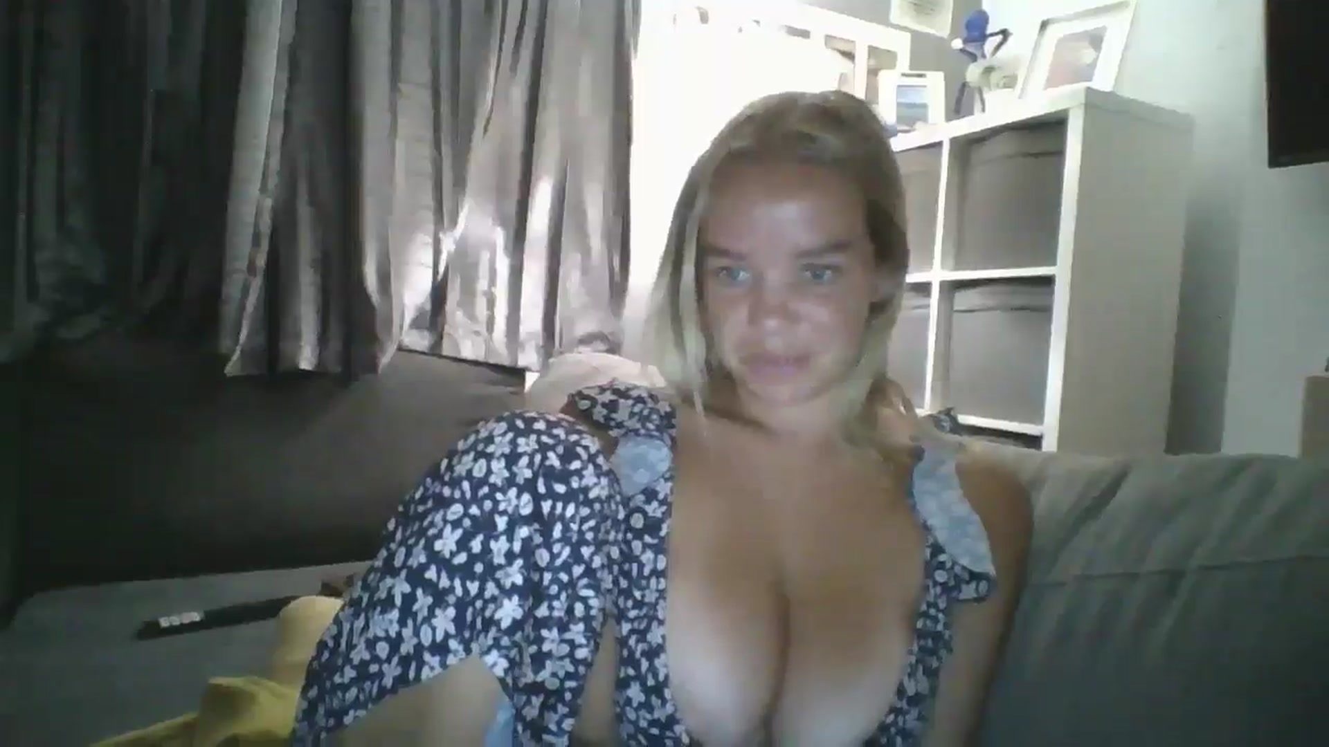 Gallery image thumbnail from TILLY2021's myfreecams stream on, 08/29/2024, 21:58 image 7 of 20