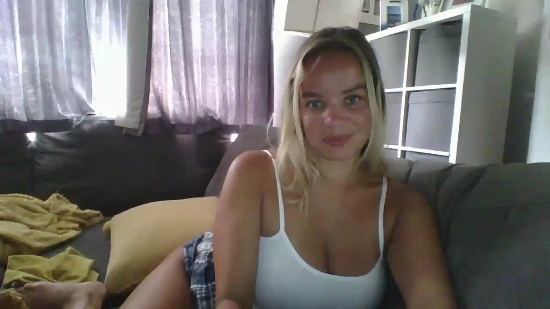 Gallery image thumbnail from TILLY2021's myfreecams stream on, 08/30/2024, 14:53 image 18 of 20