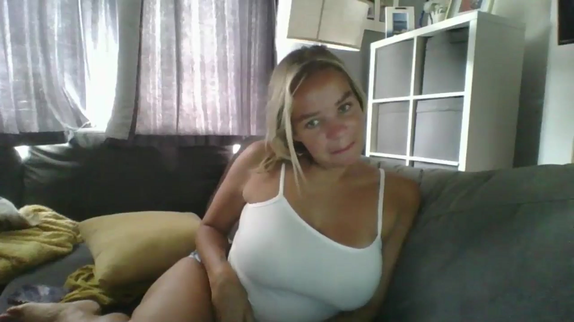 Gallery image thumbnail from TILLY2021's myfreecams stream on, 08/30/2024, 14:53 image 3 of 20