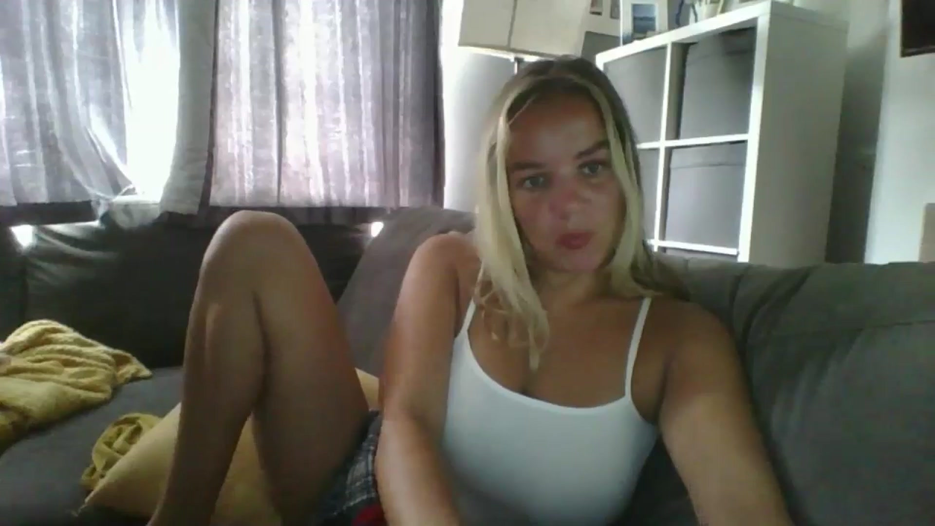 Gallery image thumbnail from TILLY2021's myfreecams stream on, 08/30/2024, 14:53 image 6 of 20