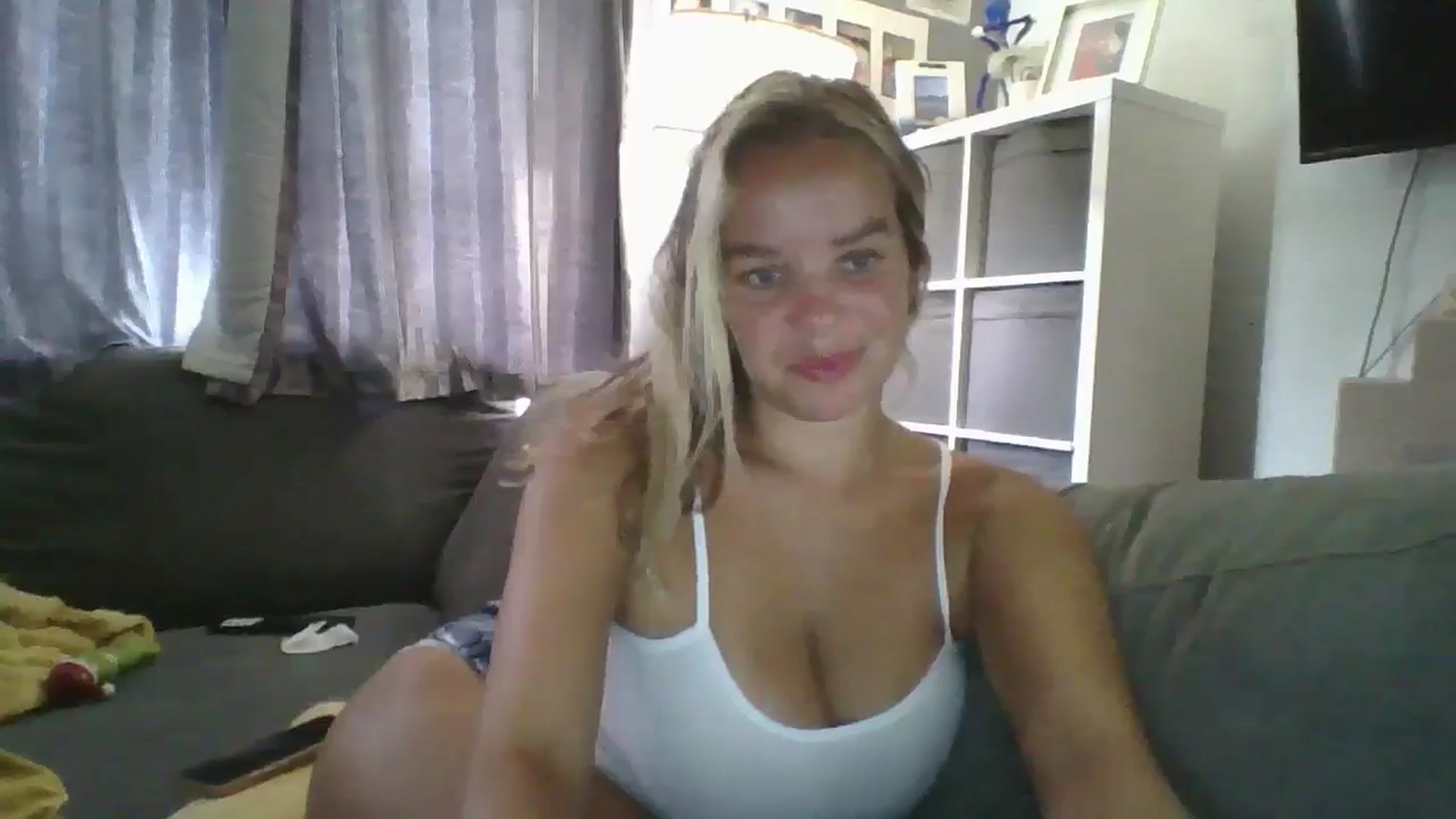 Gallery image thumbnail from TILLY2021's myfreecams stream on, 08/30/2024, 17:16 image 2 of 20