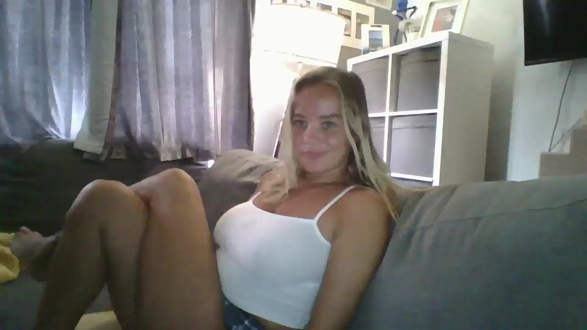 Gallery image thumbnail from TILLY2021's myfreecams stream on, 08/30/2024, 17:16 image 20 of 20