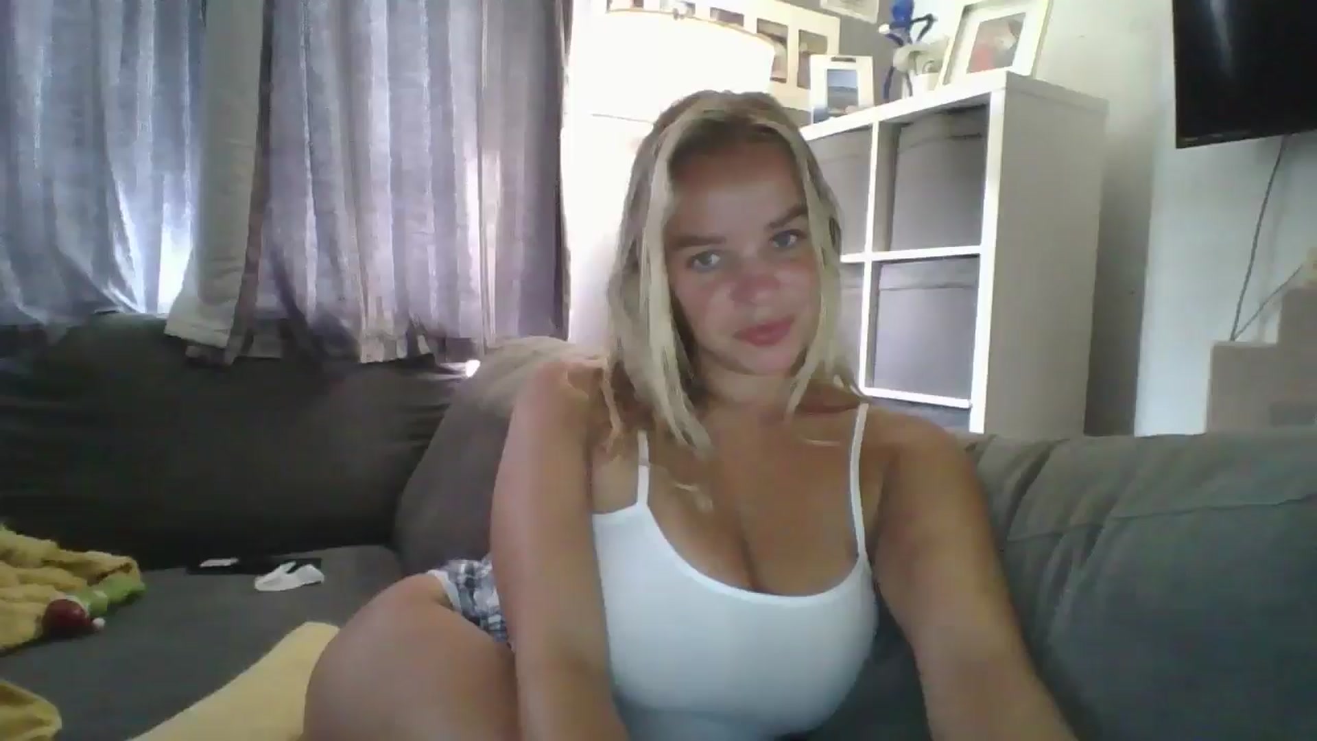 Gallery image thumbnail from TILLY2021's myfreecams stream on, 08/30/2024, 17:16 image 5 of 20