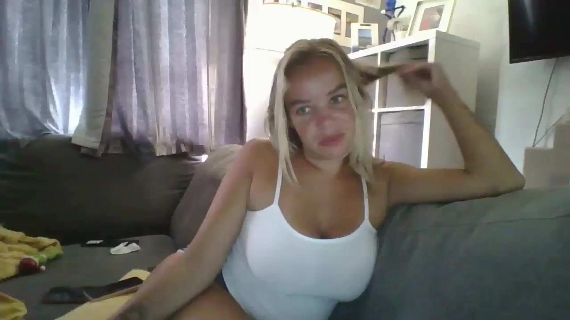 Gallery image thumbnail from TILLY2021's myfreecams stream on, 08/30/2024, 17:16 image 7 of 20