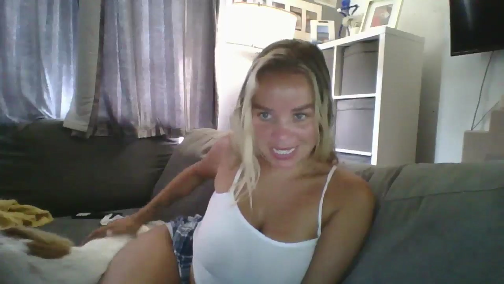 Gallery image thumbnail from TILLY2021's myfreecams stream on, 08/30/2024, 17:16 image 17 of 20