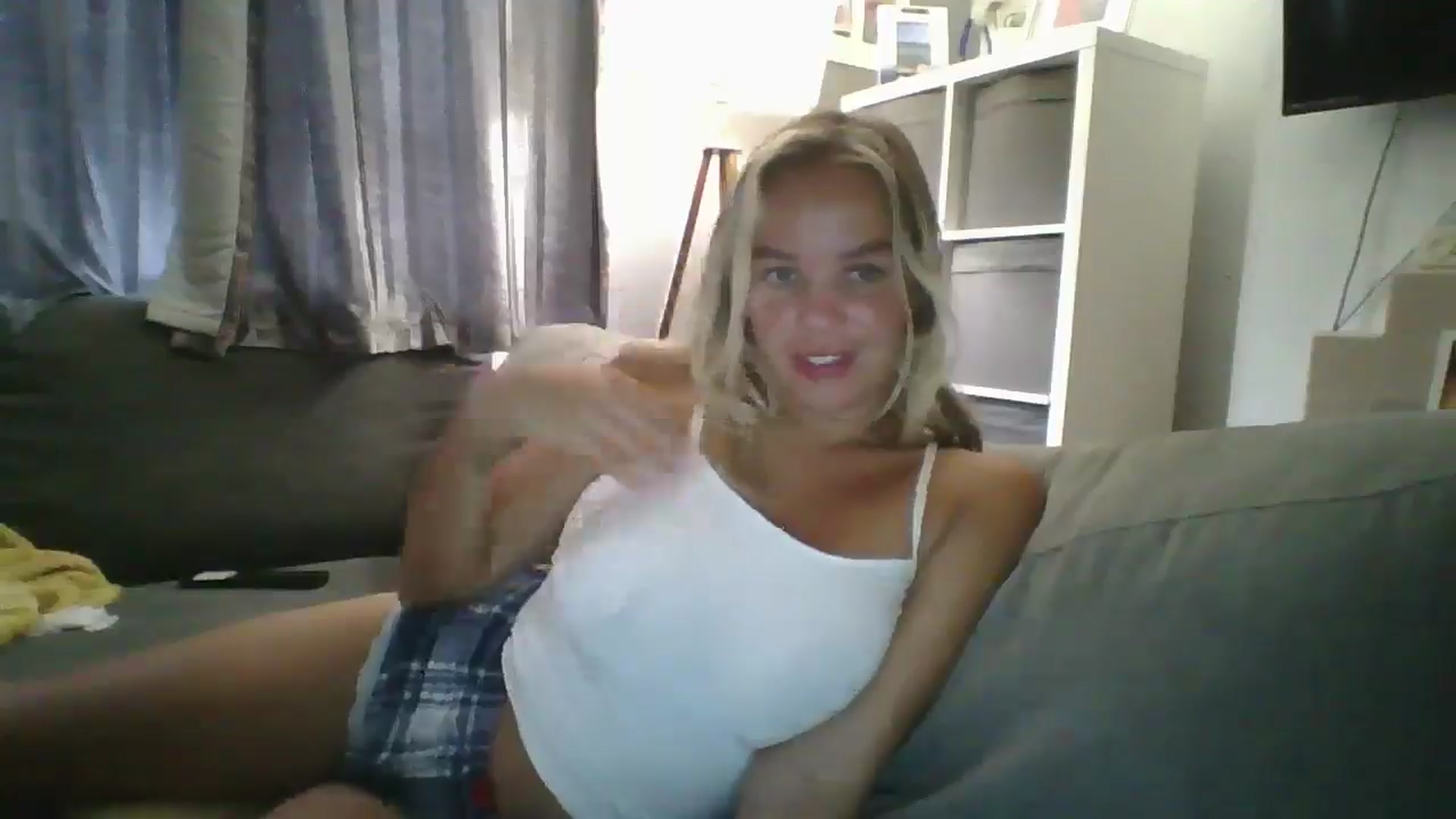 Gallery image thumbnail from TILLY2021's myfreecams stream on, 08/30/2024, 18:24 image 16 of 20