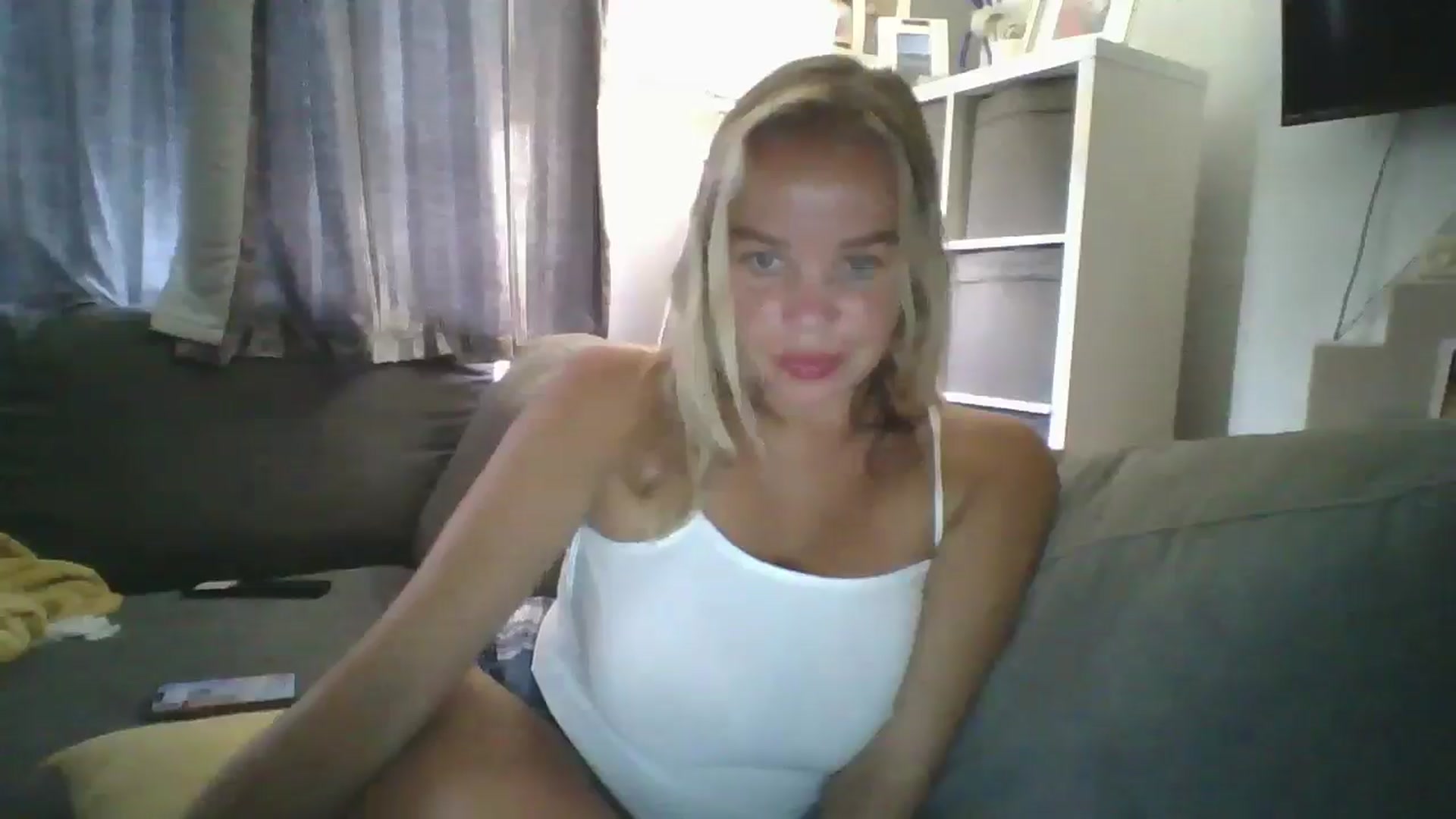 Gallery image thumbnail from TILLY2021's myfreecams stream on, 08/30/2024, 18:24 image 10 of 20