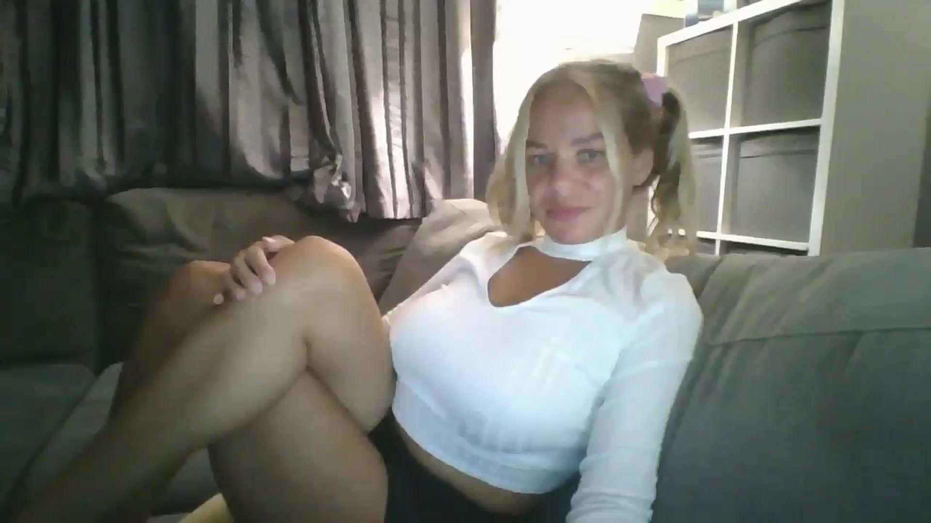 Gallery image thumbnail from TILLY2021's myfreecams stream on, 08/31/2024, 21:27 image 12 of 20