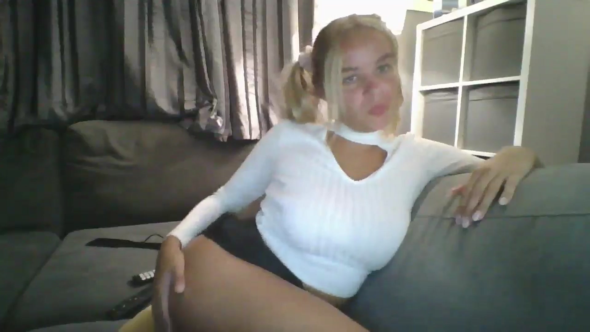 Gallery image thumbnail from TILLY2021's myfreecams stream on, 08/31/2024, 21:27 image 10 of 20