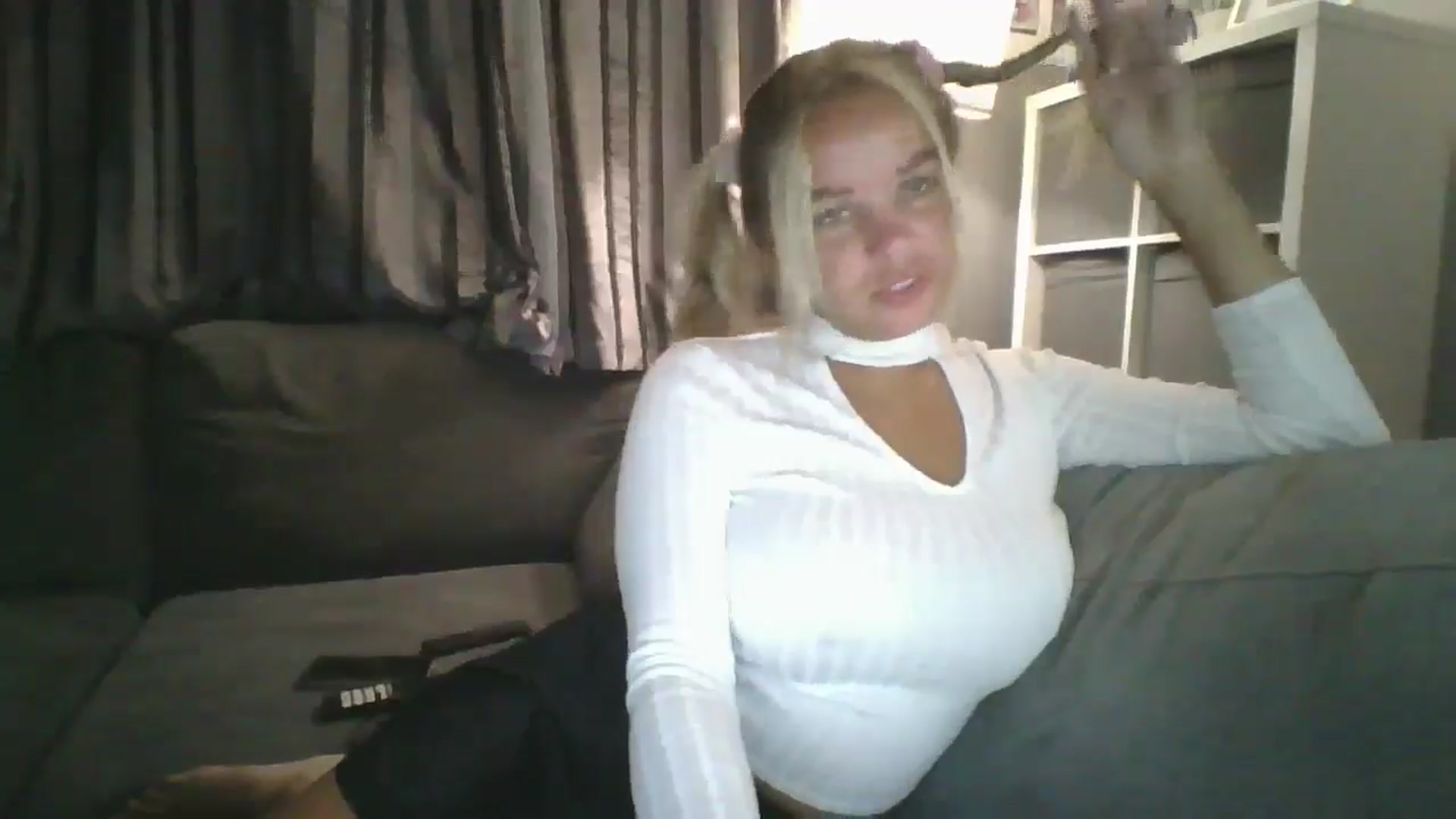 Gallery image thumbnail from TILLY2021's myfreecams stream on, 08/31/2024, 21:27 image 6 of 20