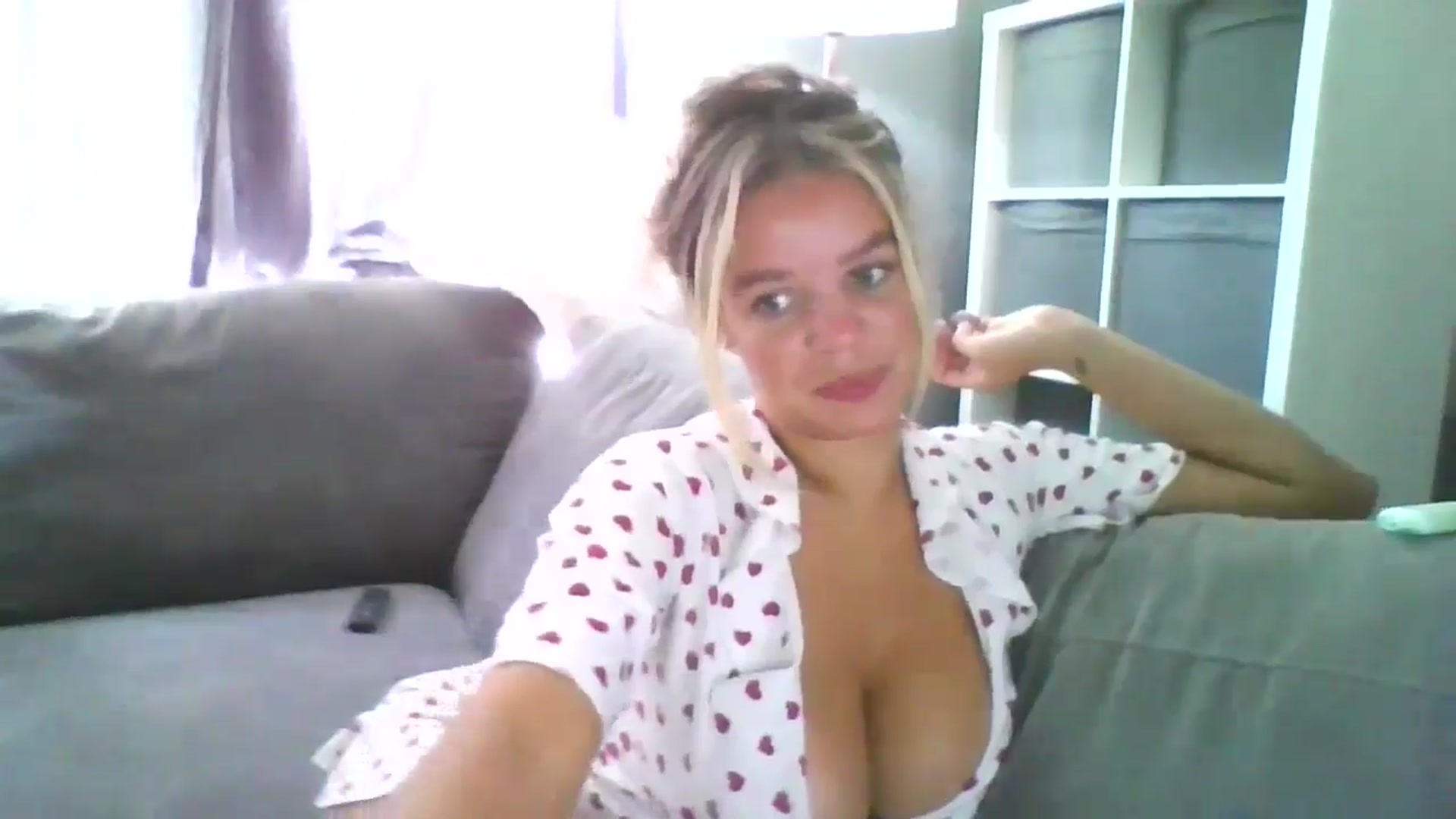 Gallery image thumbnail from TILLY2021's myfreecams stream on, 09/12/2024, 12:02 image 7 of 20