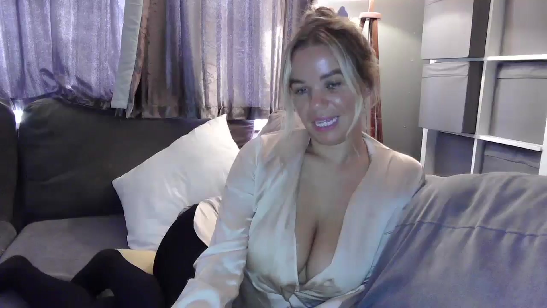 Gallery image thumbnail from TILLY2021's myfreecams stream on, 10/10/2024, 13:55 image 6 of 20