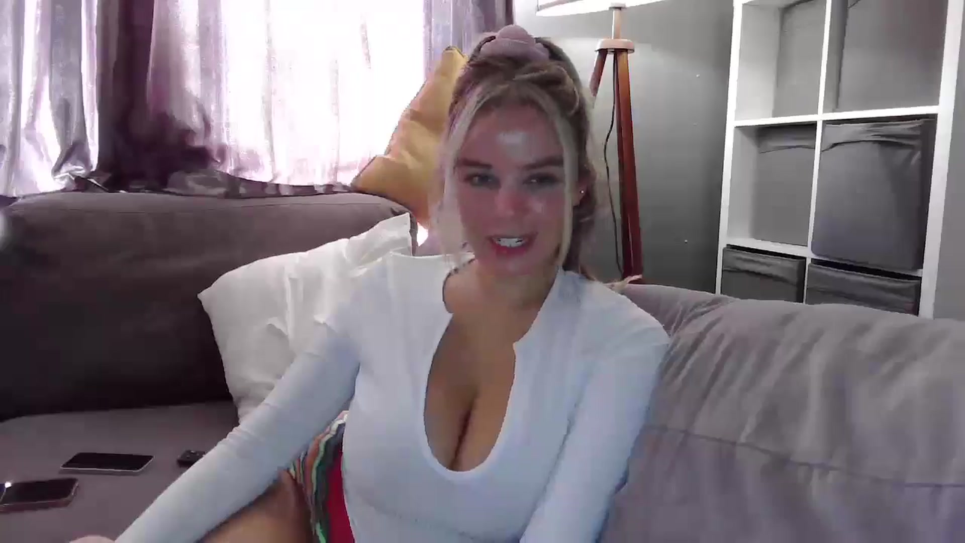 Gallery image thumbnail from TILLY2021's myfreecams stream on, 10/22/2024, 13:27 image 12 of 20