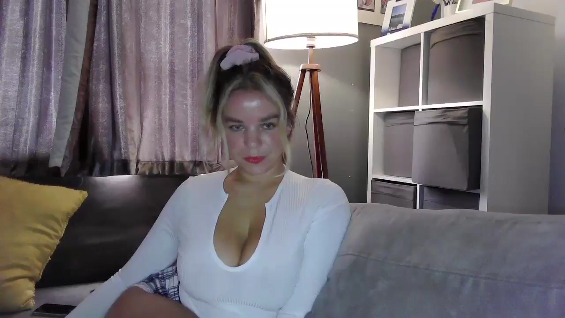 Gallery image thumbnail from TILLY2021's myfreecams stream on, 10/29/2024, 15:22 image 3 of 20