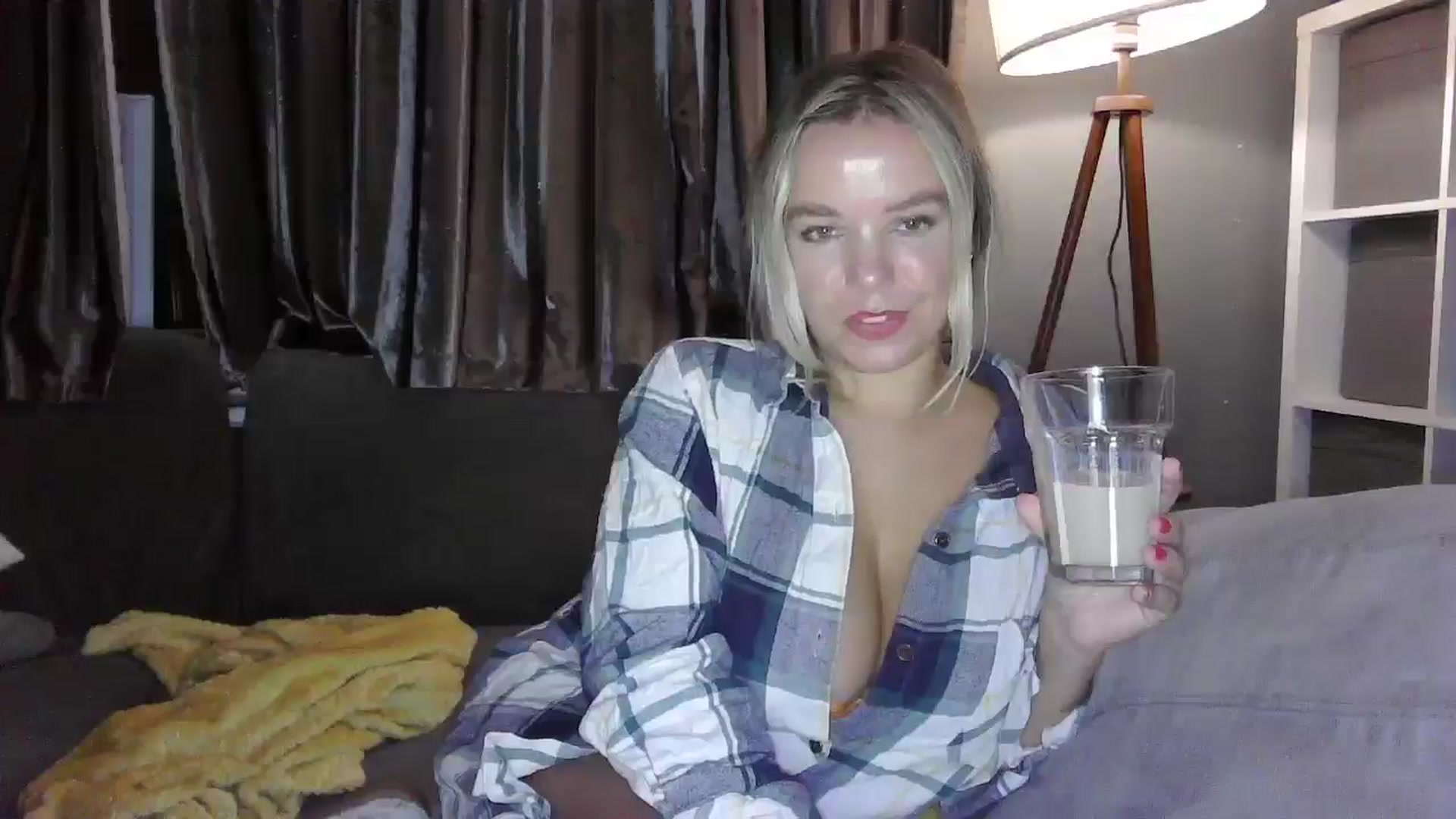 Gallery image thumbnail from TILLY2021's myfreecams stream on, 11/08/2024, 24:00 image 19 of 20
