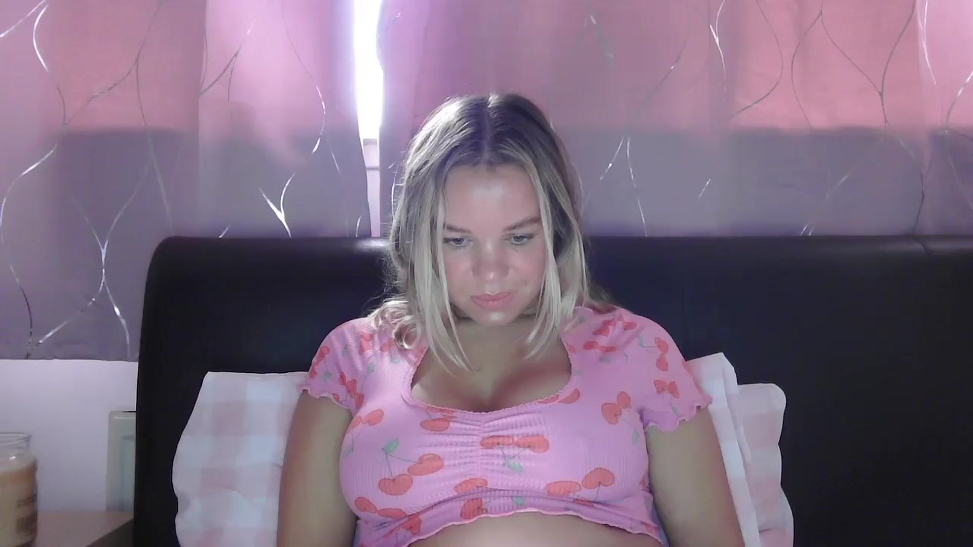 Gallery image thumbnail from TILLY2021's myfreecams stream on, 11/15/2024, 11:08 image 18 of 20