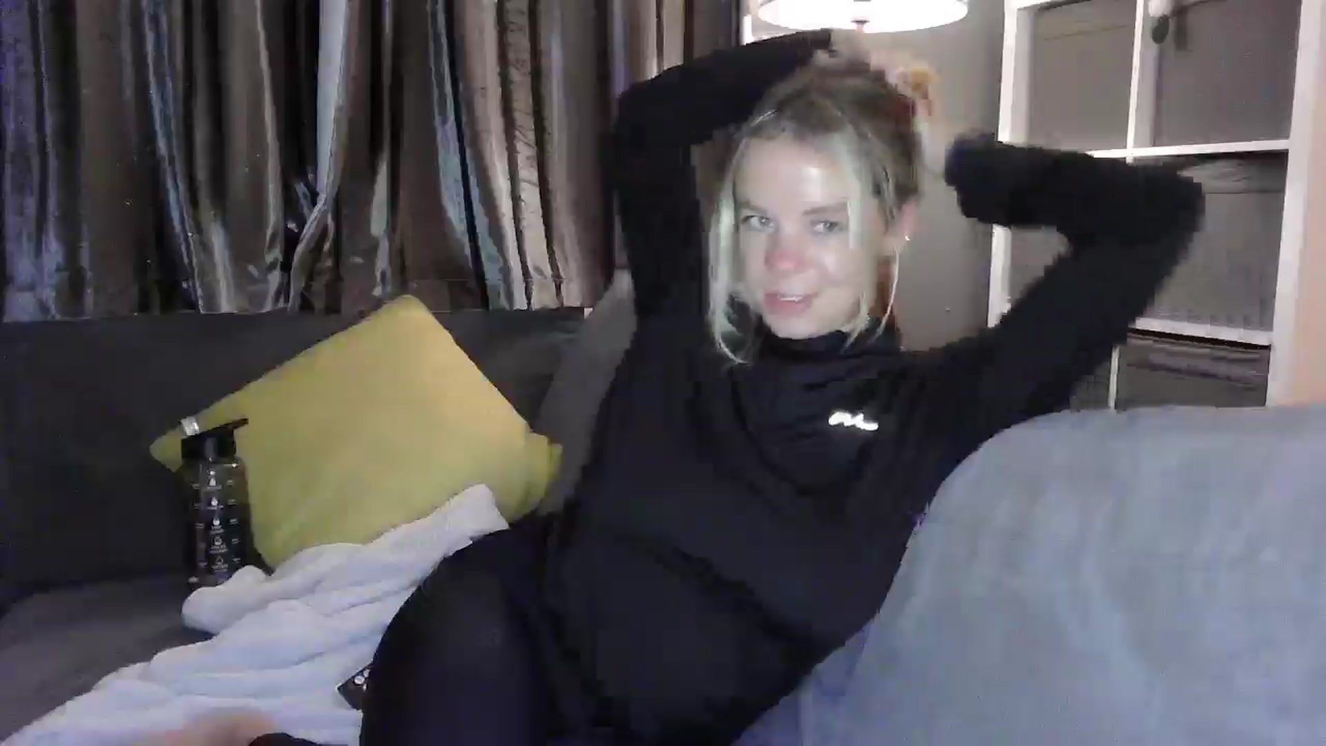 Gallery image thumbnail from TILLY2021's myfreecams stream on, 11/26/2024, 24:59 image 6 of 20