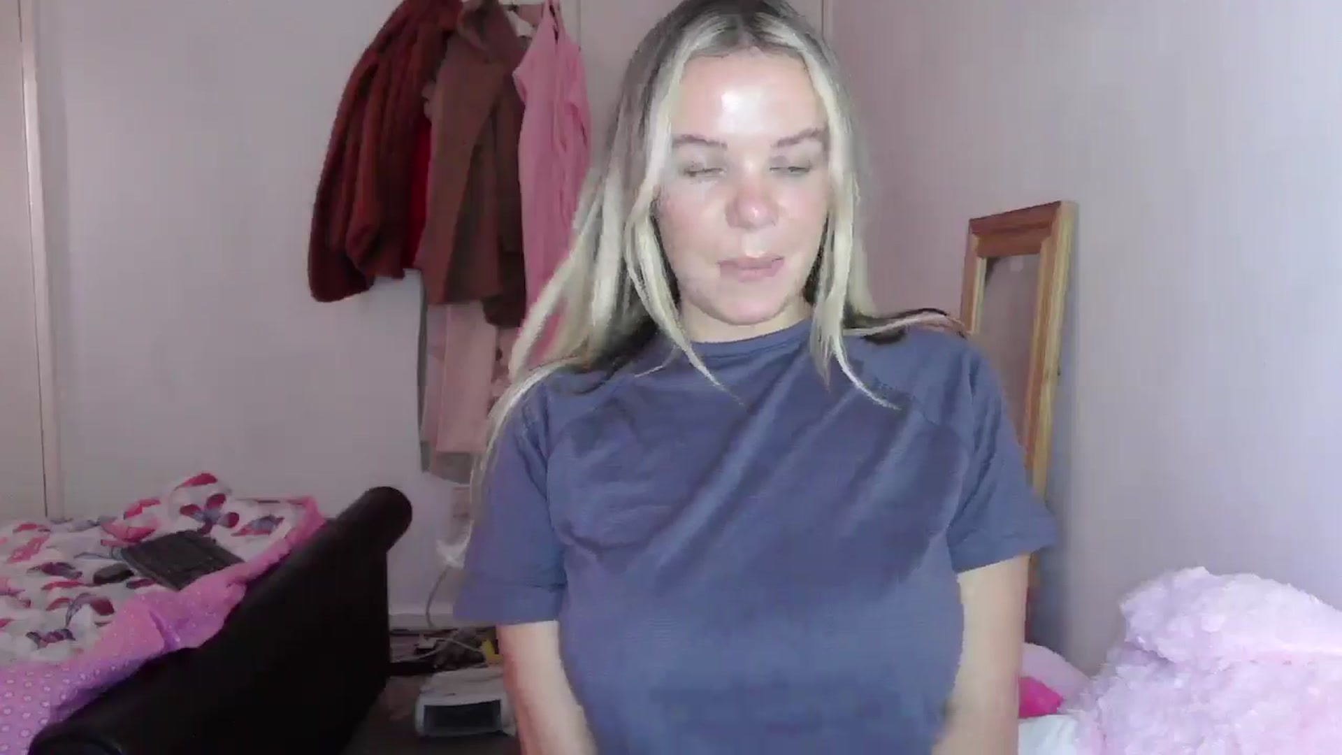 Gallery image thumbnail from TILLY2021's myfreecams stream on, 01/10/2025, 15:54 image 4 of 20