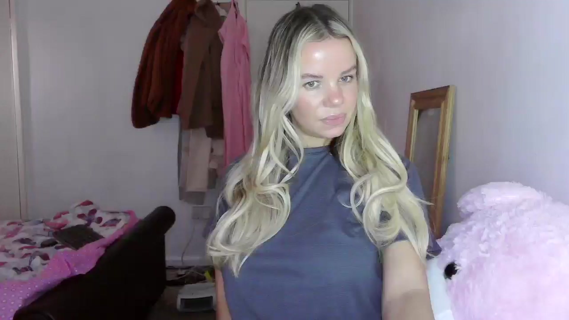 Gallery image thumbnail from TILLY2021's myfreecams stream on, 01/10/2025, 15:54 image 1 of 20