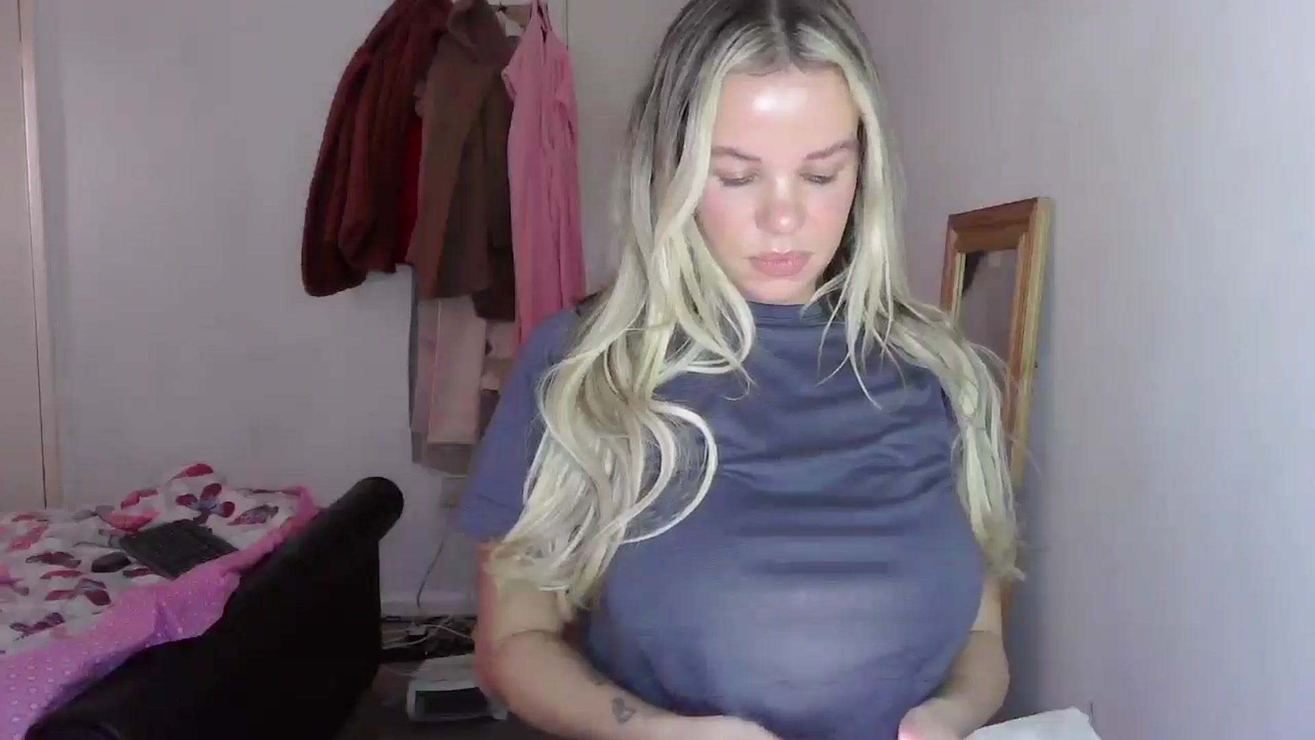 Gallery image thumbnail from TILLY2021's myfreecams stream on, 01/10/2025, 15:54 image 15 of 20