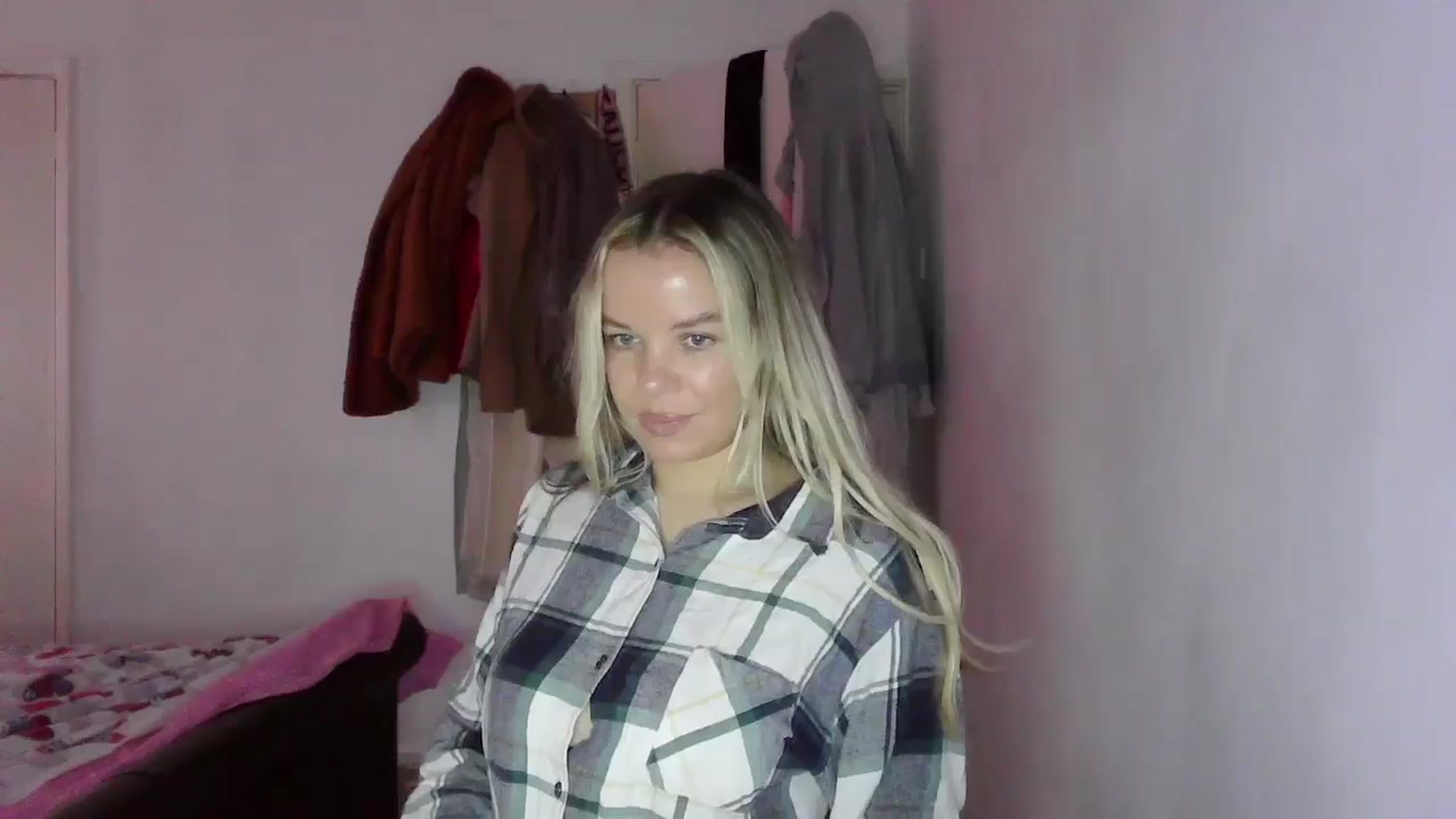 Gallery image thumbnail from TILLY2021's myfreecams stream on, 01/15/2025, 09:41 image 19 of 20