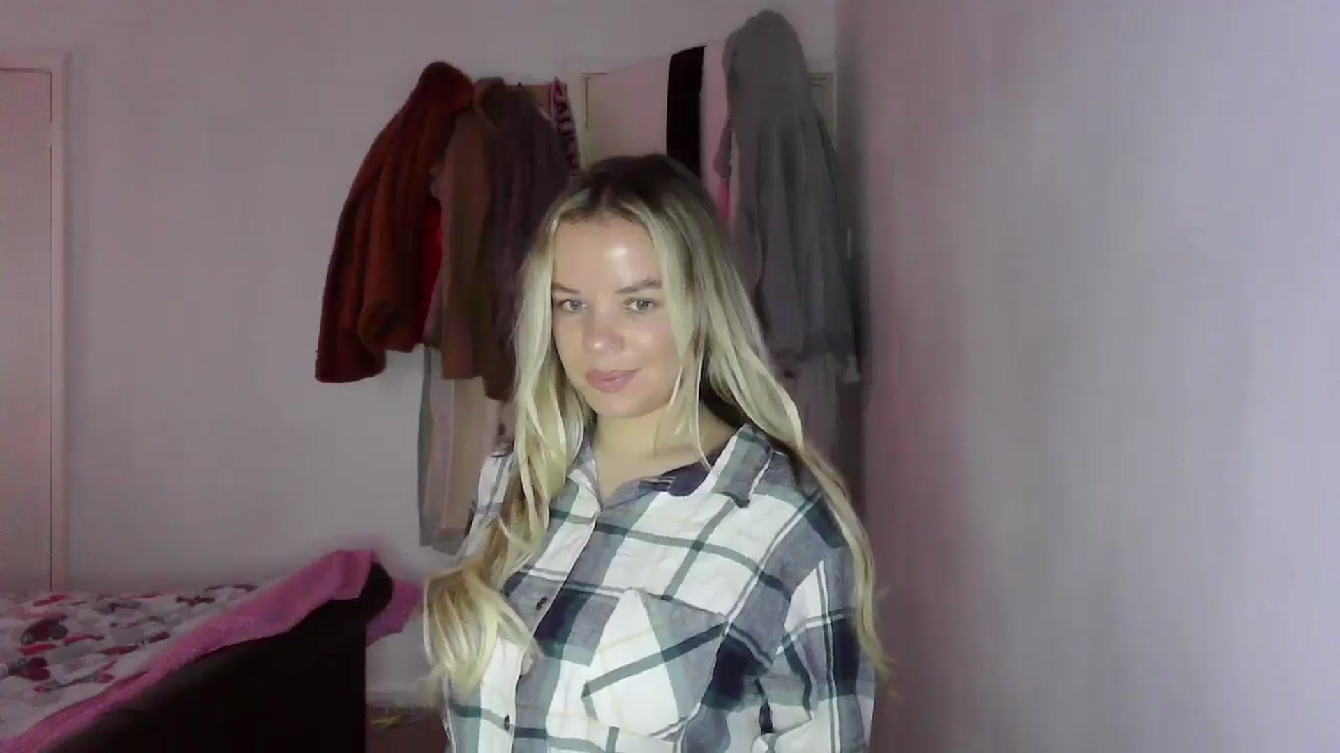 Gallery image thumbnail from TILLY2021's myfreecams stream on, 01/15/2025, 09:41 image 17 of 20