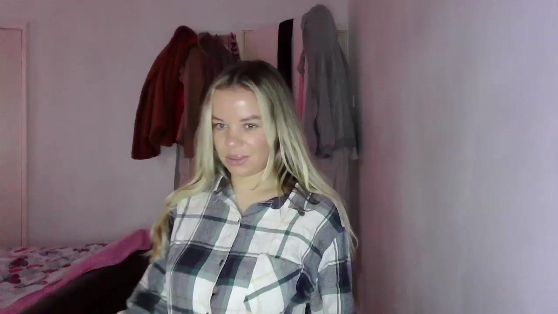 Gallery image thumbnail from TILLY2021's myfreecams stream on, 01/15/2025, 09:41 image 7 of 20