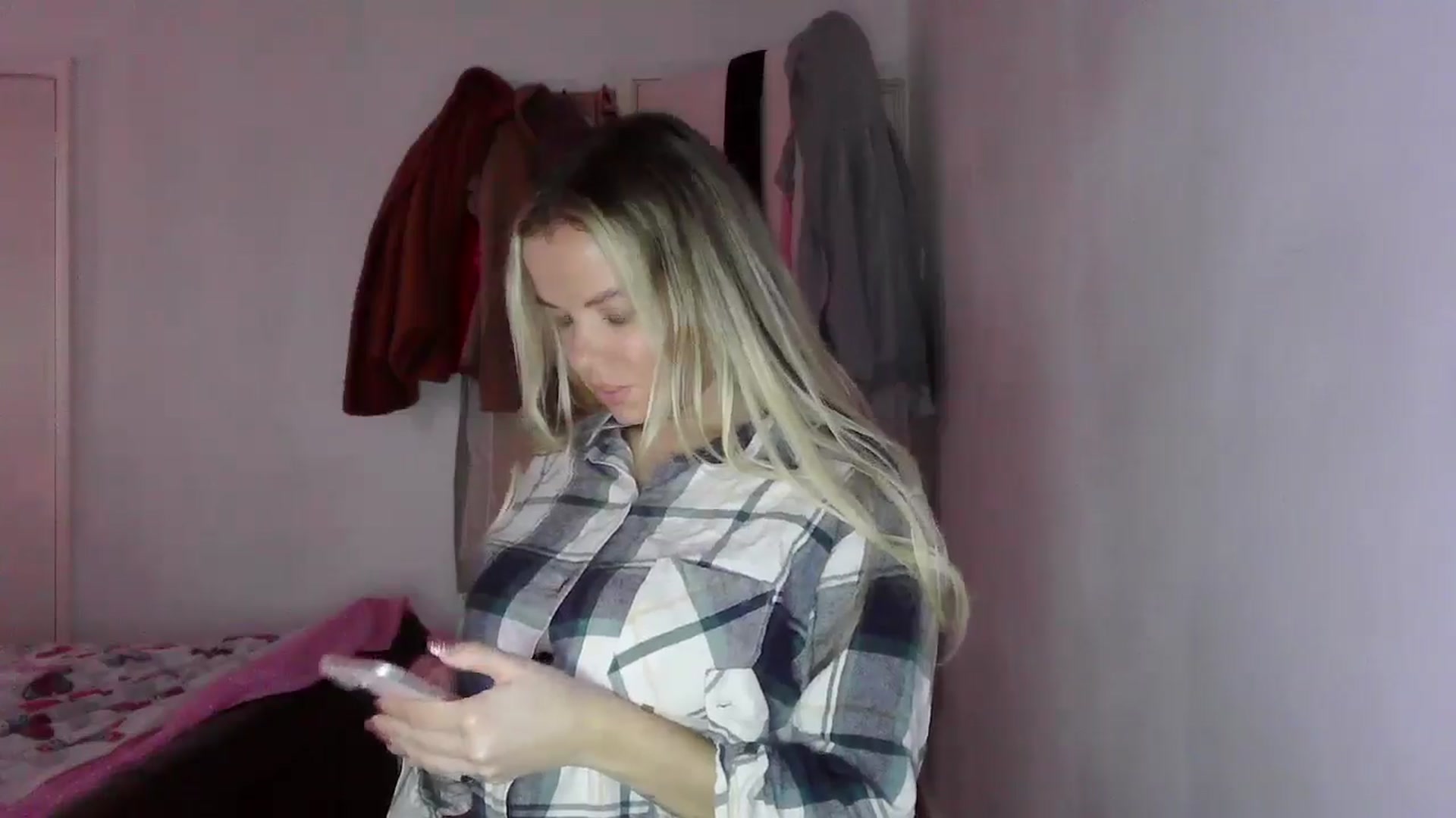Gallery image thumbnail from TILLY2021's myfreecams stream on, 01/15/2025, 09:41 image 11 of 20
