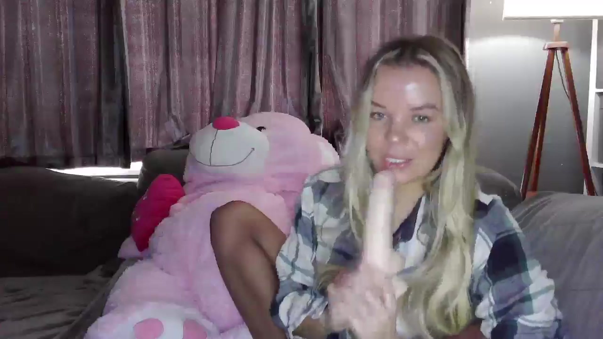 Gallery image thumbnail from TILLY2021's myfreecams stream on, 01/15/2025, 12:31 image 4 of 20