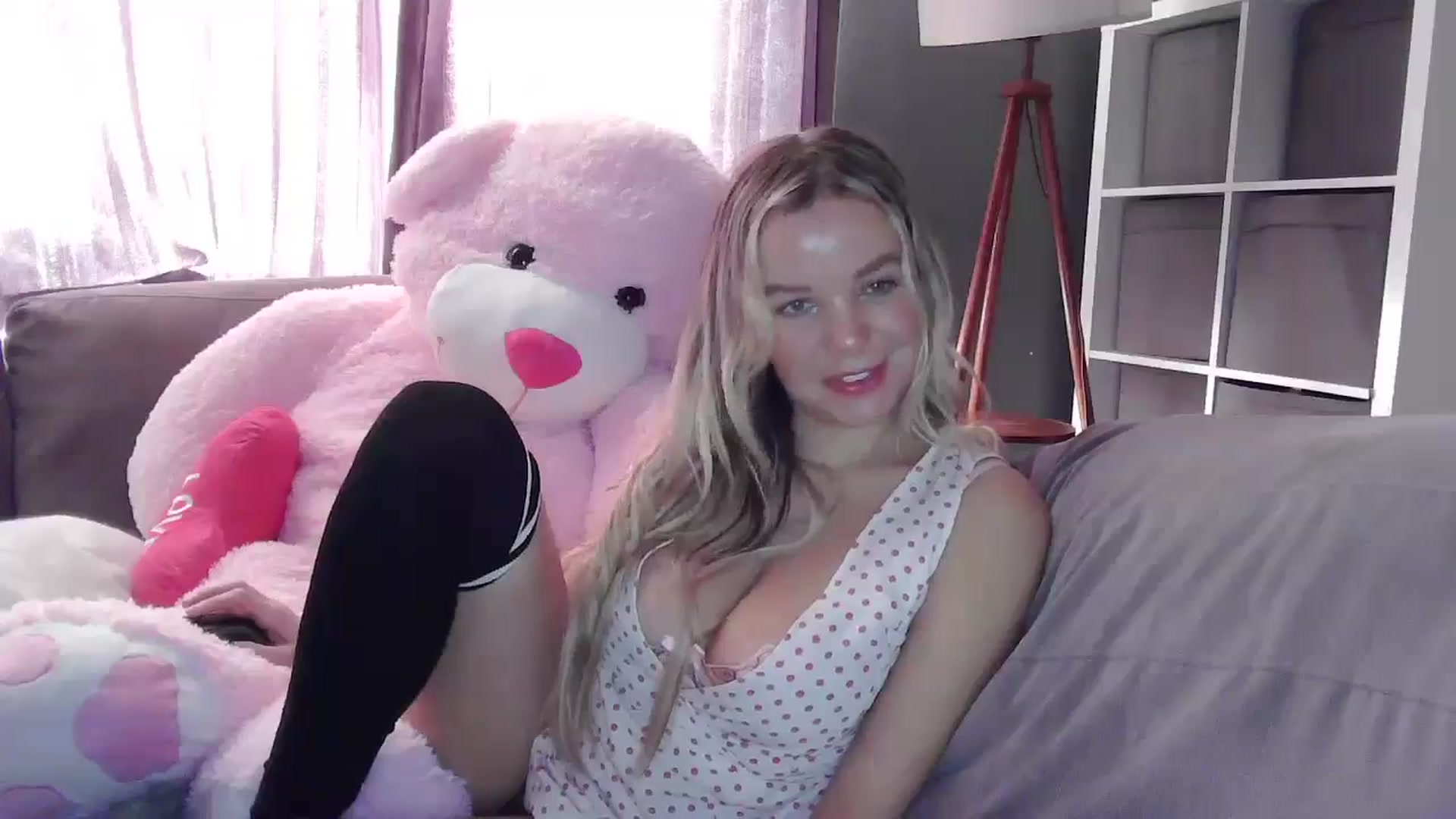 Gallery image thumbnail from TILLY2021's myfreecams stream on, 01/30/2025, 14:22 image 5 of 20
