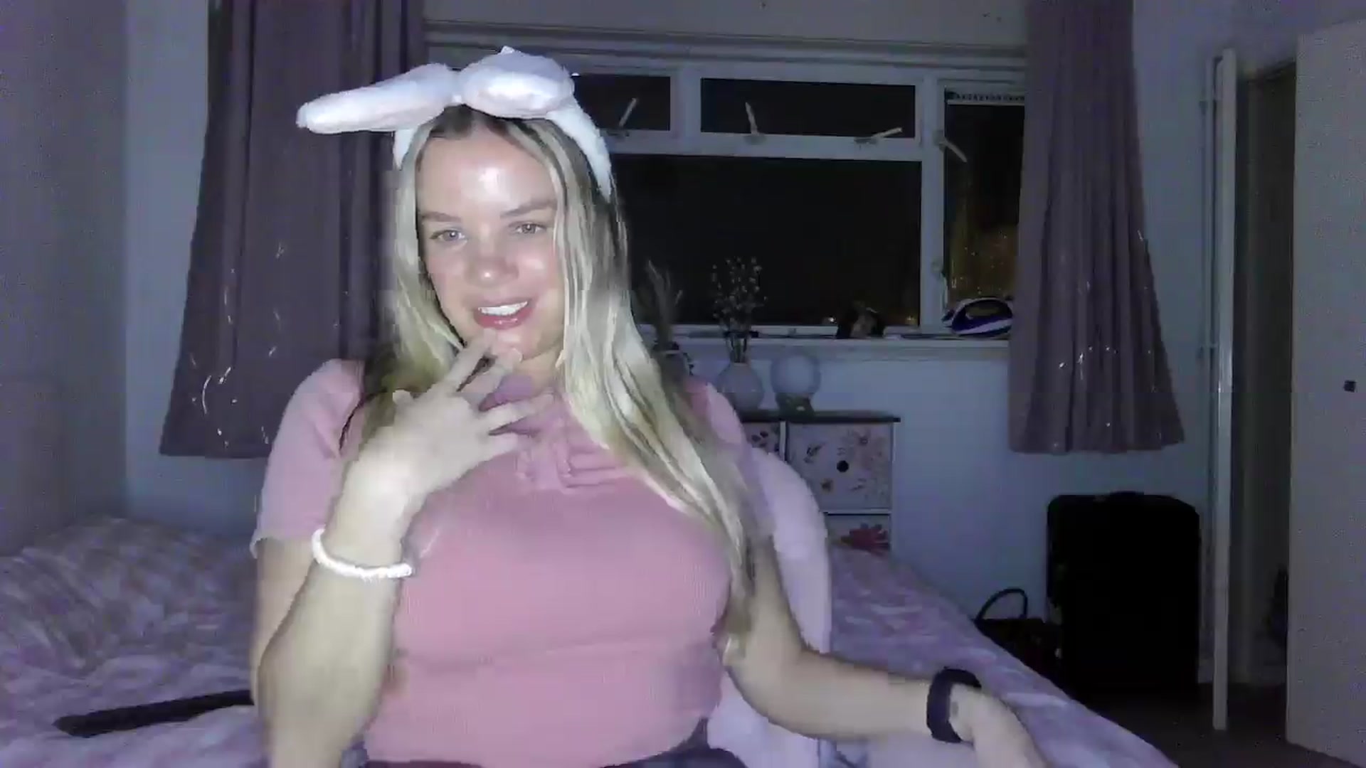 Gallery image thumbnail from TILLY2021's myfreecams stream on, 03/07/2025, 18:57 image 15 of 20
