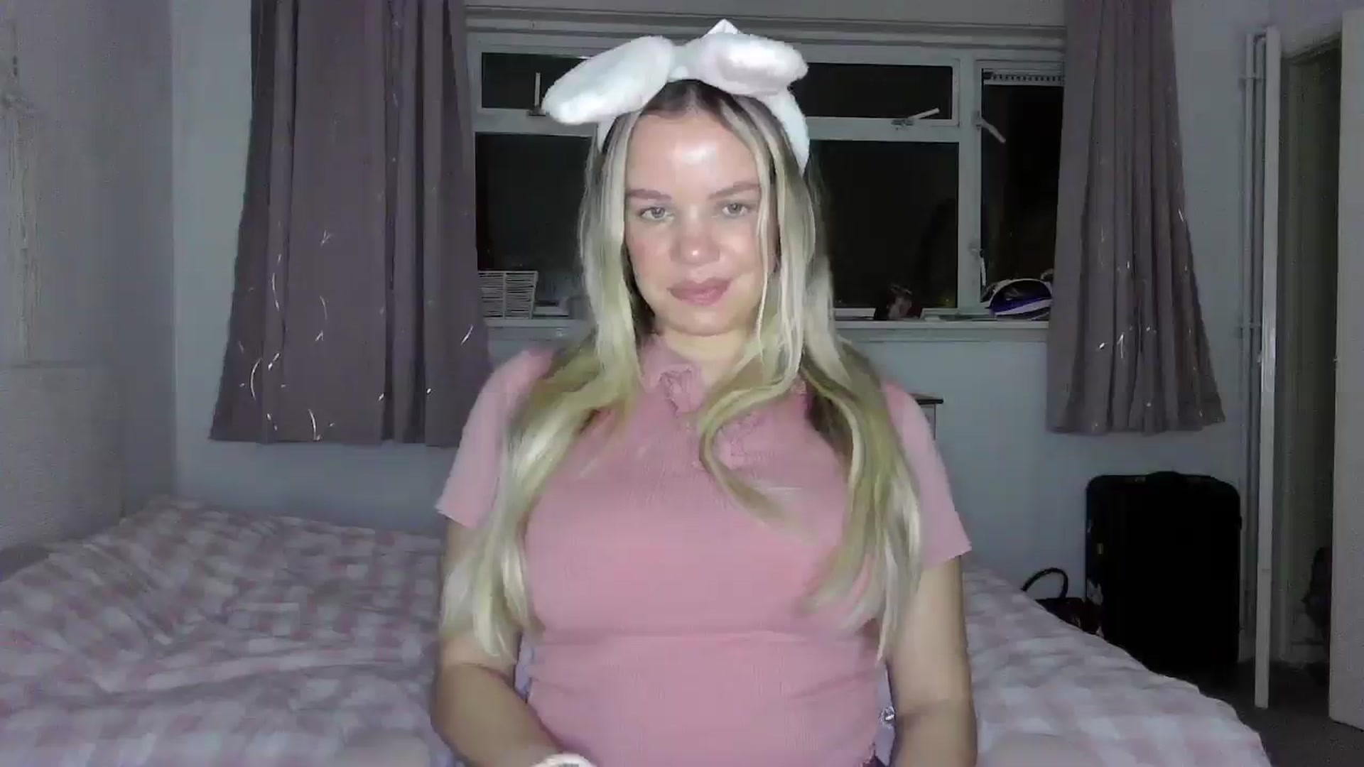 Gallery image thumbnail from TILLY2021's myfreecams stream on, 03/07/2025, 19:38 image 13 of 20