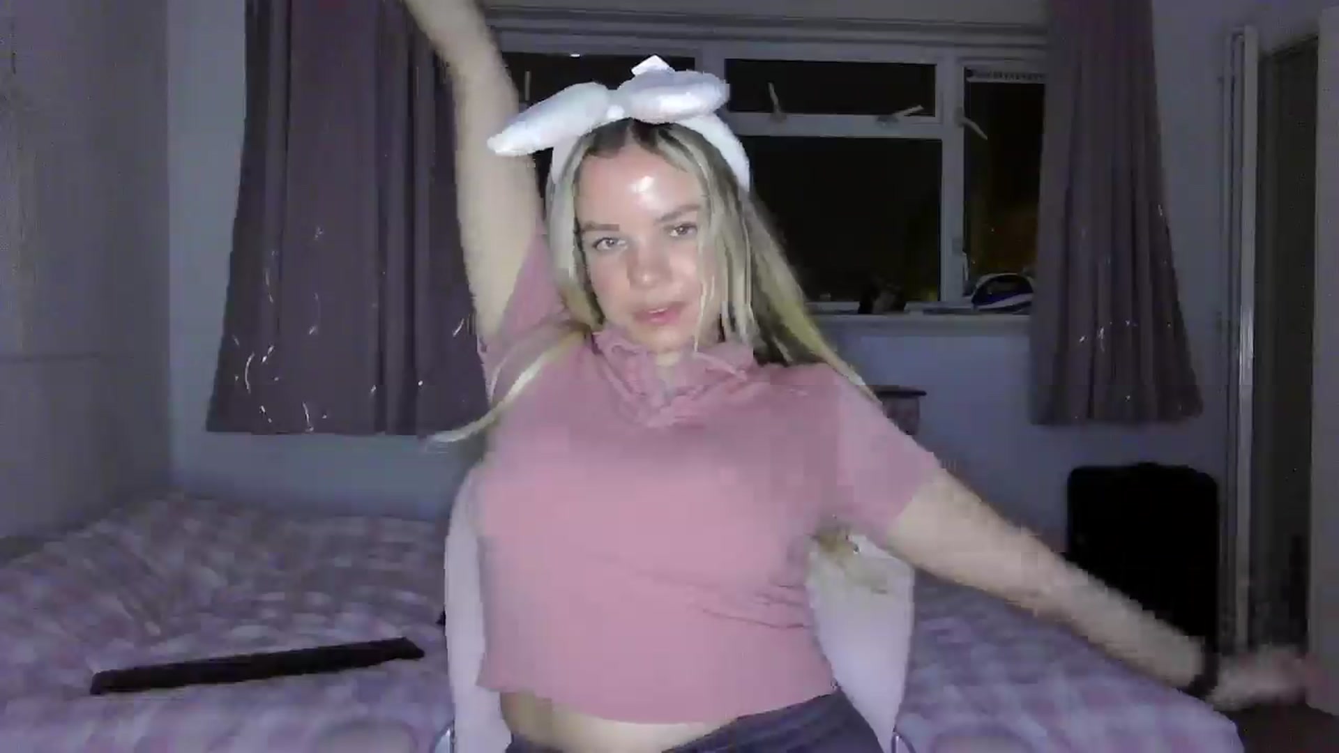 Gallery image thumbnail from TILLY2021's myfreecams stream on, 03/07/2025, 19:38 image 2 of 20