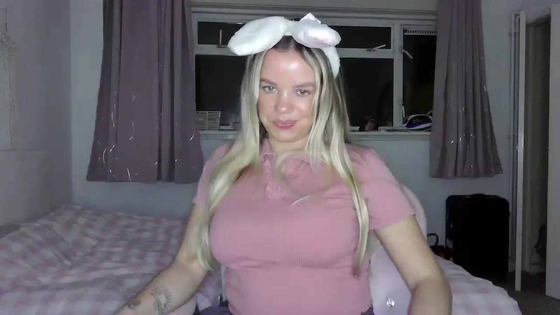 Gallery image thumbnail from TILLY2021's myfreecams stream on, 03/07/2025, 19:38 image 14 of 20