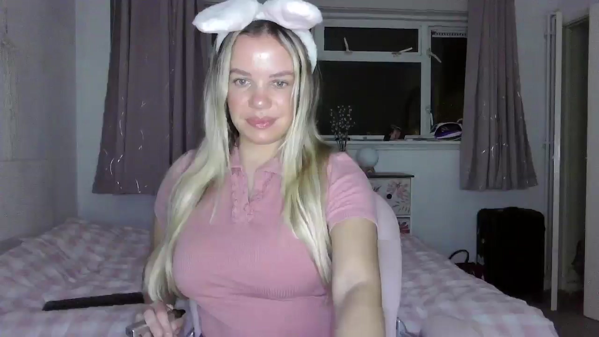 Gallery image thumbnail from TILLY2021's myfreecams stream on, 03/07/2025, 19:38 image 12 of 20