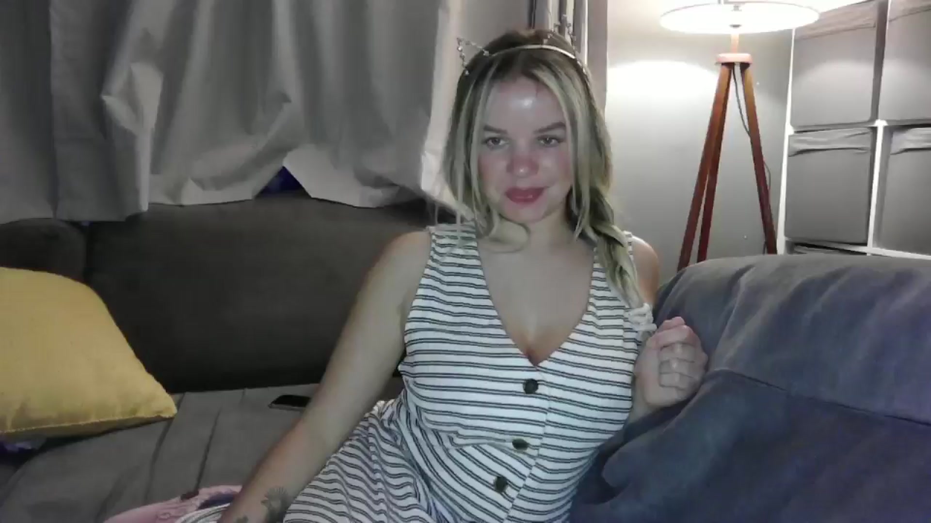 Gallery image thumbnail from TILLY2021's myfreecams stream on, 03/08/2025, 19:53 image 8 of 20