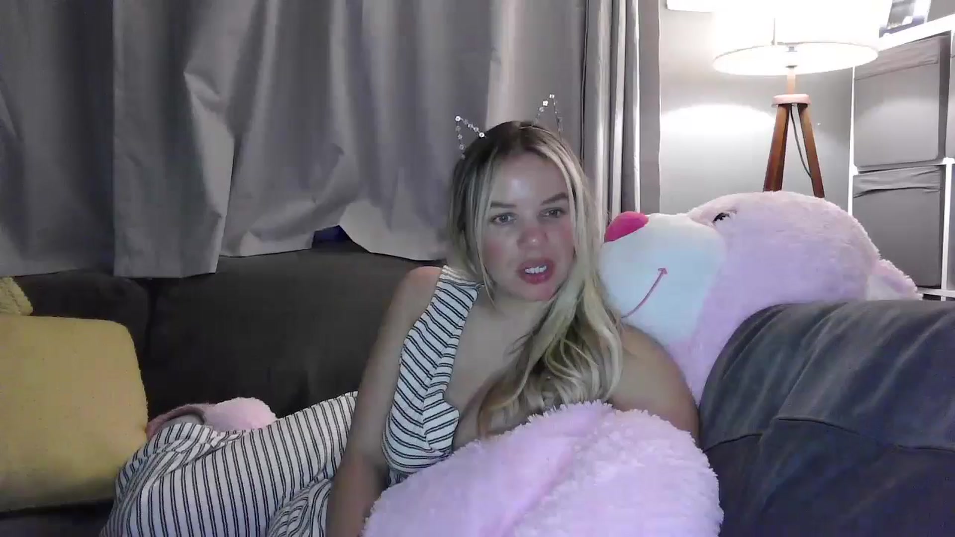 Gallery image thumbnail from TILLY2021's myfreecams stream on, 03/08/2025, 20:30 image 7 of 20