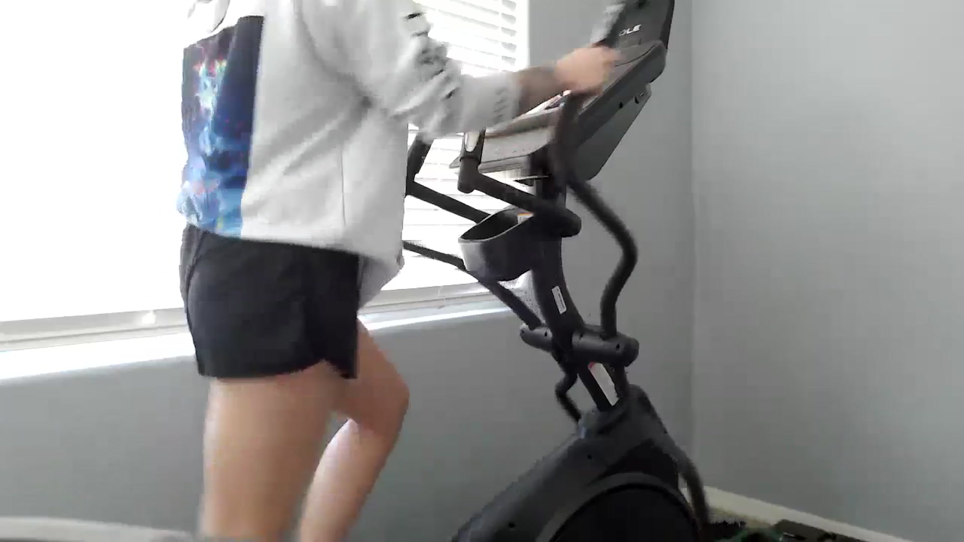 Gallery image thumbnail from TURTLEBABY27's myfreecams stream on, 03/13/2024, 19:39 image 11 of 20