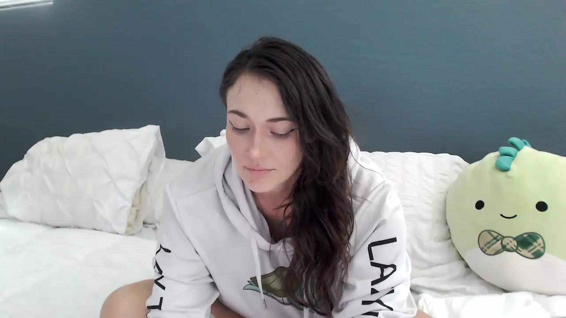 Gallery image thumbnail from TURTLEBABY27's myfreecams stream on, 03/13/2024, 19:39 image 6 of 20