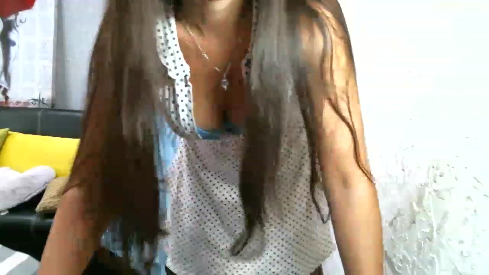Gallery image thumbnail from TUTUViki's myfreecams stream on, 08/01/2023, 10:13 image 4 of 20