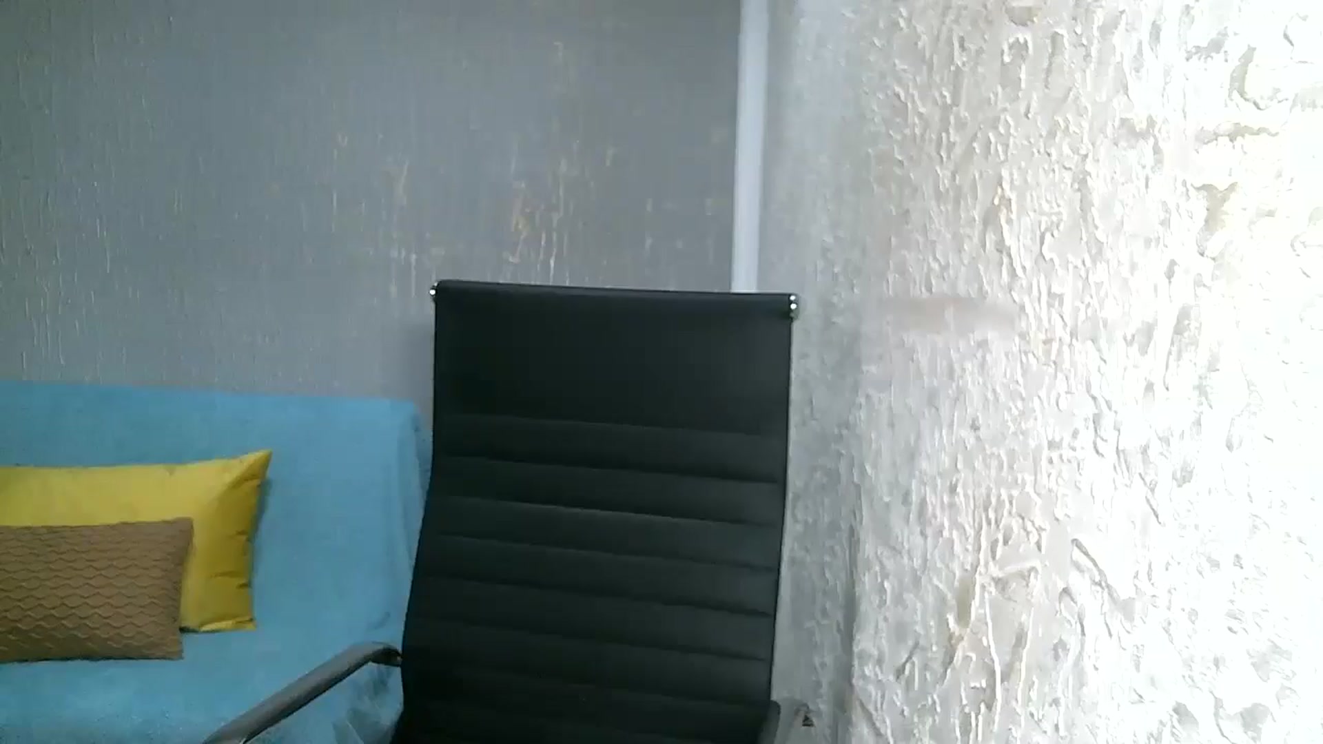 Gallery image thumbnail from TUshinYViki_S's myfreecams stream on, 01/04/2026, 14:01 image 16 of 20