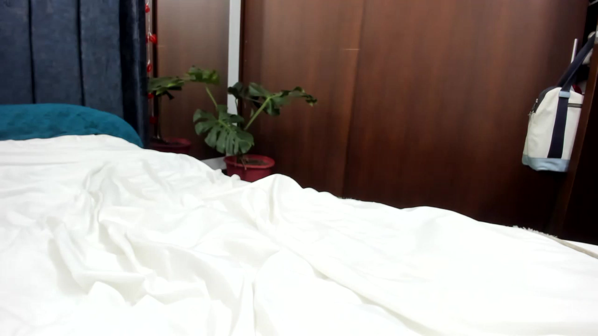 Gallery image thumbnail from T_A_R_A's myfreecams stream on, 05/28/2023, 20:55 image 18 of 20
